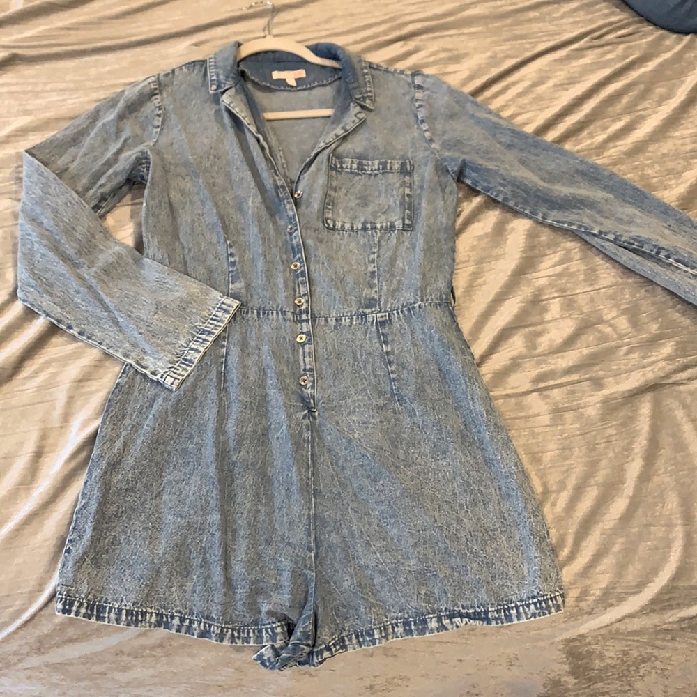 GB Denim Longsleeve romper,  Large.